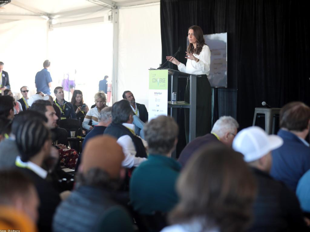 អនាគតនៃការគ្រប់គ្រងស្លត